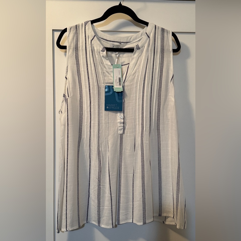 NWT- Market & Spruce Women’s Tank XXL